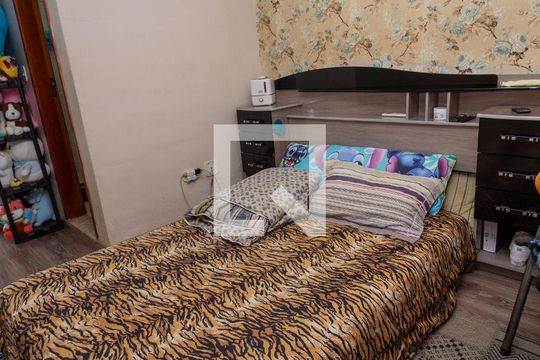 Quarto 2 - suíte com closet e varanda de casa à venda com 2 quartos, 125m² em Cidade Patriarca, São Paulo