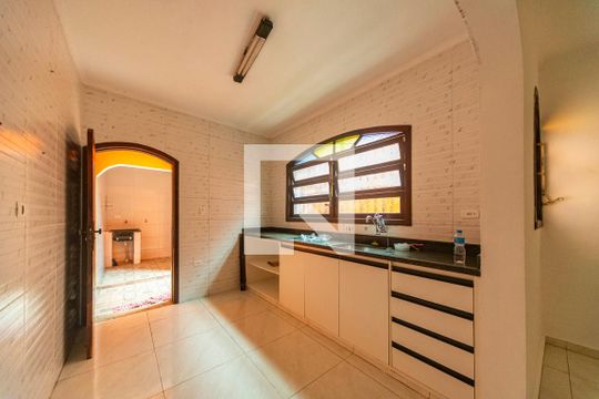 Cozinha de casa à venda com 3 quartos, 175m² em Jardim Santo André, Santo André