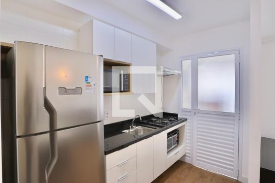 Cozinha de apartamento para alugar com 2 quartos, 40m² em Mooca, São Paulo