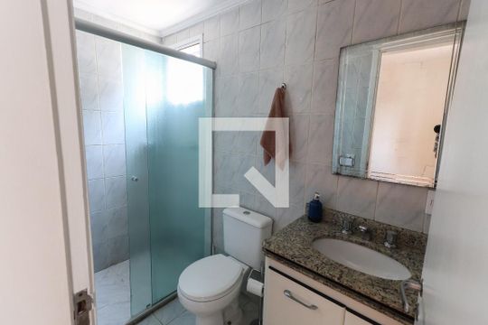 Banheiro da Suíte de apartamento para alugar com 3 quartos, 70m² em Chácara California, São Paulo