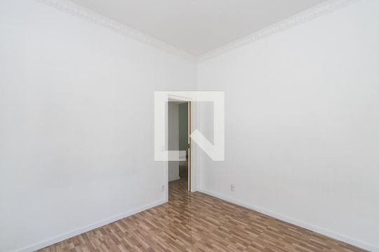 Quarto de apartamento para alugar com 1 quarto, 45m² em Brás de Pina, Rio de Janeiro