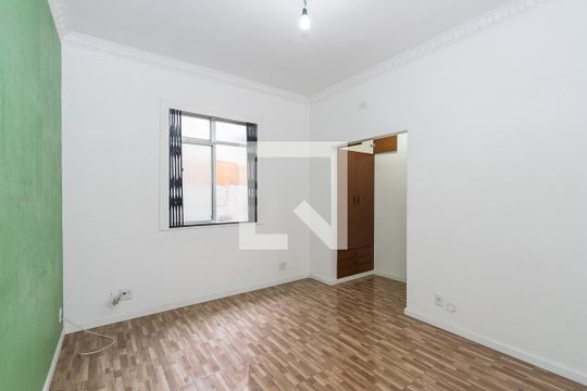 Apartamento à venda com 1 quarto, 45m² em Brás de Pina, Rio de Janeiro