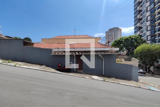 Fachada de casa à venda com 3 quartos, 152m² em Vila Ester (zona Norte), São Paulo