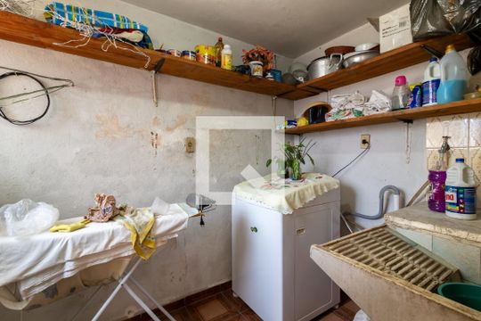 Área de Serviço de casa à venda com 3 quartos, 152m² em Vila Ester (zona Norte), São Paulo
