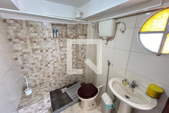 Banheir 2 de casa à venda com 3 quartos, 317m² em Abolição, Rio de Janeiro