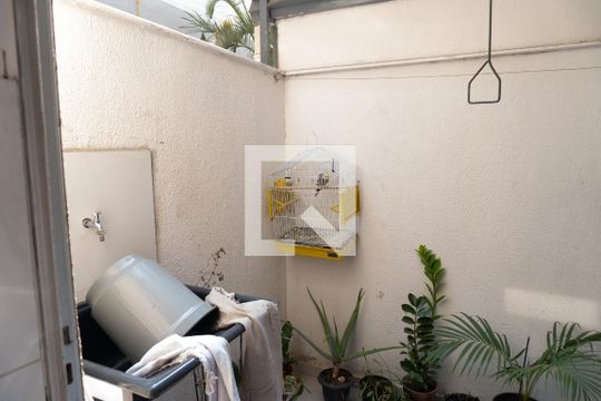 Área de Serviço de apartamento para alugar com 2 quartos, 52m² em Sapucaias, Contagem