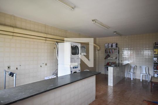 Lavanderia de apartamento à venda com 2 quartos, 70m² em Super Quadra Morumbi, São Paulo