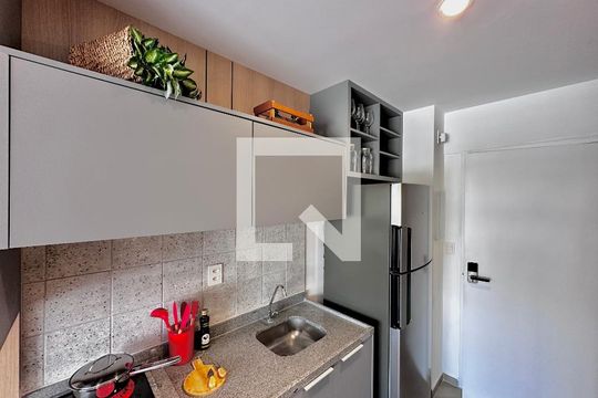 Cozinha de kitnet/studio à venda com 0 quarto, 25m² em Campo Belo, São Paulo