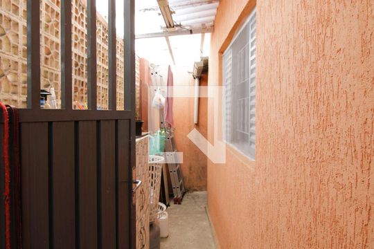 Quintal de casa à venda com 2 quartos, 84m² em Vila Nova Mazzei, São Paulo