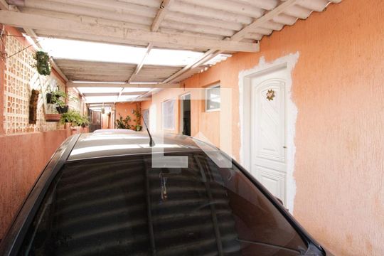 Garagem de casa à venda com 2 quartos, 84m² em Vila Nova Mazzei, São Paulo