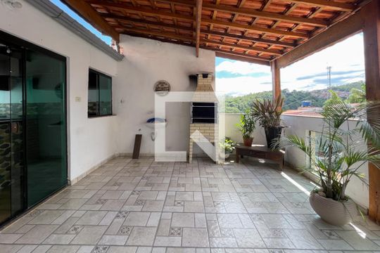 Sacada - Casa 3 de casa à venda com 5 quartos, 254m² em Novo Horizonte, São Bernardo do Campo