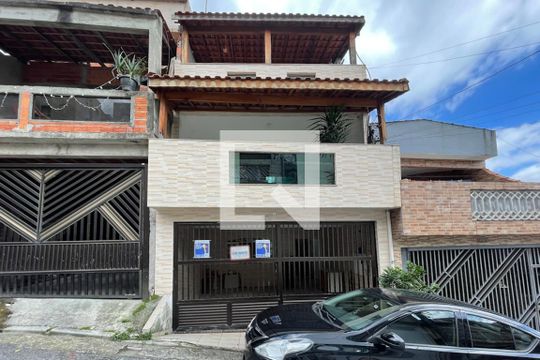 Fachada de casa à venda com 5 quartos, 254m² em Novo Horizonte, São Bernardo do Campo