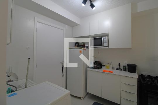Cozinha de apartamento à venda com 1 quarto, 28m² em Socorro, São Paulo