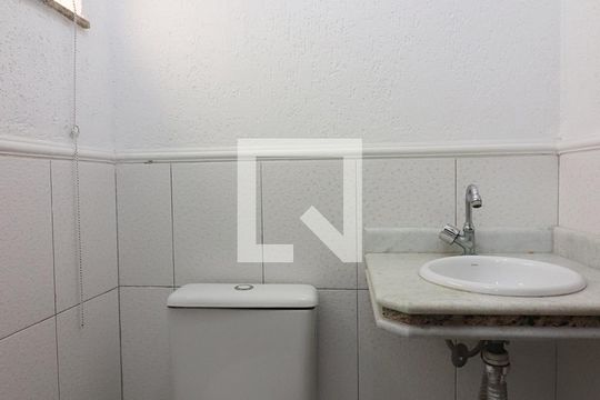 Lavabo 1 de casa para alugar com 3 quartos, 227m² em Anchieta, São Bernardo do Campo
