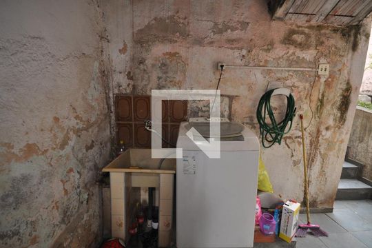 Área de Serviço de casa à venda com 2 quartos, 130m² em Vila Medeiros, São Paulo