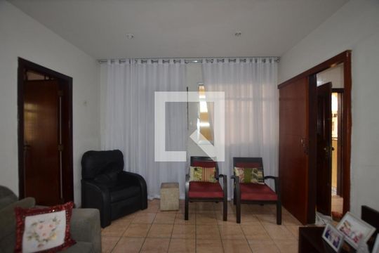 Casa à venda com 2 quartos, 430m² em Irajá, Rio de Janeiro