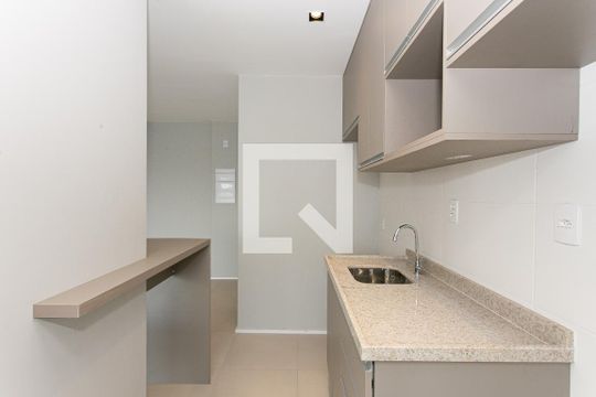 Cozinha de apartamento para alugar com 2 quartos, 65m² em Vila Zilda, São Paulo