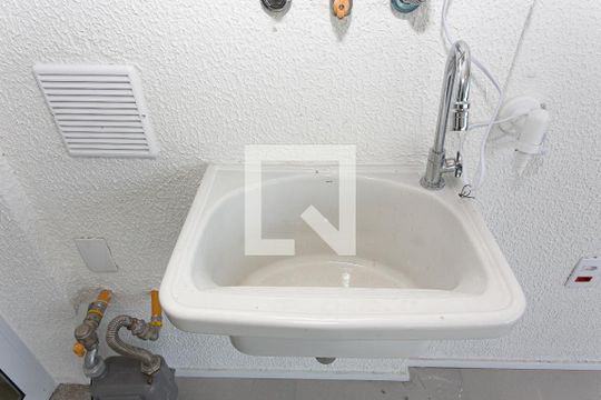 Área de Serviço de apartamento para alugar com 2 quartos, 65m² em Vila Zilda, São Paulo