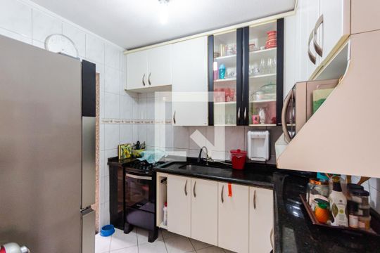 Cozinha de casa de condomínio à venda com 3 quartos, 97m² em Vila Metalúrgica, Santo André