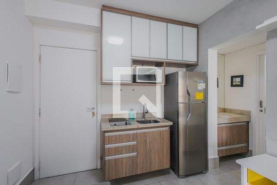 Cozinha de apartamento à venda com 1 quarto, 33m² em Jardim Paulista, São Paulo