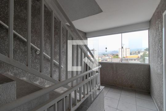 Escada de apartamento à venda com 1 quarto, 42m² em Vila Nova Mazzei, São Paulo