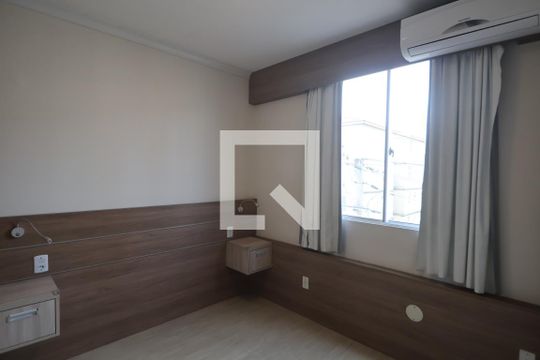 Quarto 1 de apartamento à venda com 2 quartos, 42m² em Fátima, Canoas