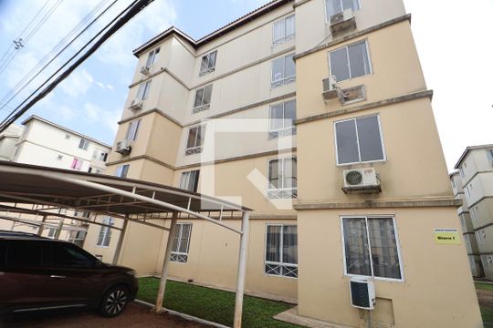 Fachada do bloco de apartamento à venda com 2 quartos, 42m² em Fátima, Canoas