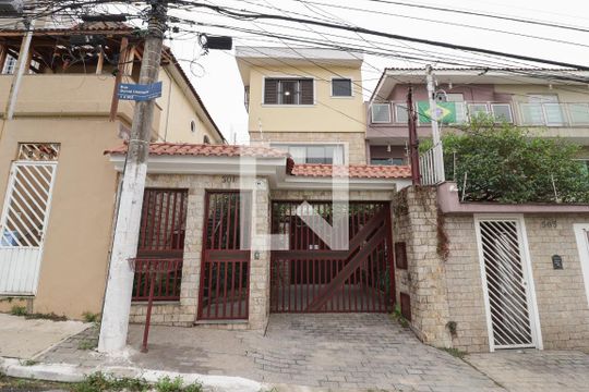 Fachada de casa à venda com 4 quartos, 200m² em Jardim São Paulo(zona Norte), São Paulo