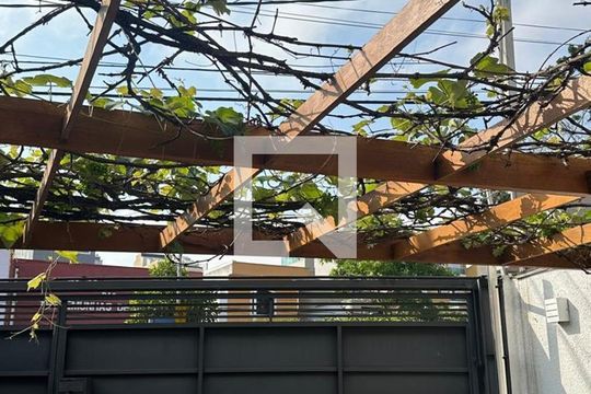 Garagem de casa à venda com 2 quartos, 120m² em Vila Metalúrgica, Santo André