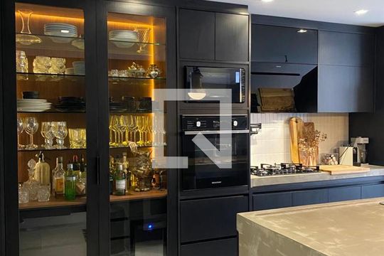 Cozinha de casa à venda com 2 quartos, 120m² em Vila Metalúrgica, Santo André