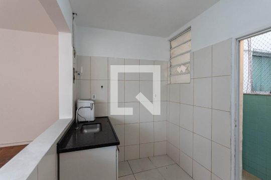 Cozinha de apartamento para alugar com 1 quarto, 60m² em Tijuca, Rio de Janeiro