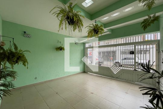 Garagem de casa para alugar com 3 quartos, 190m² em Jardim Aricanduva, São Paulo