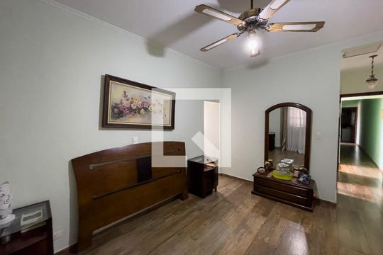 Quarto 1 de casa para alugar com 3 quartos, 190m² em Jardim Aricanduva, São Paulo