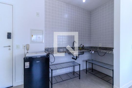 Cozinha de kitnet/studio para alugar com 1 quarto, 28m² em Vila Buarque, São Paulo