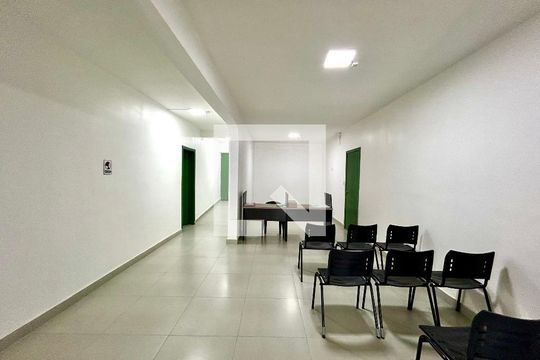 Sala de casa para alugar com 3 quartos, 440m² em Jardim Presidente Dutra, Guarulhos