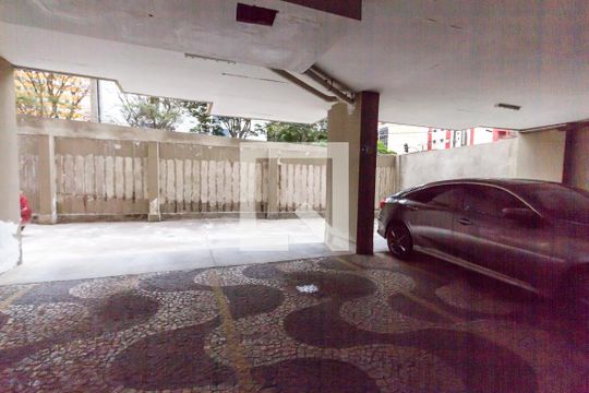 Garagem de apartamento para alugar com 3 quartos, 87m² em Bigorrilho, Curitiba