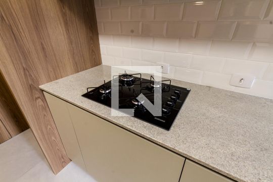 Cozinha - Cooktop de apartamento para alugar com 3 quartos, 87m² em Bigorrilho, Curitiba