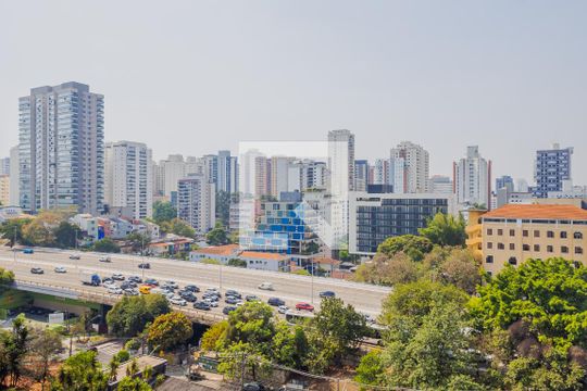 Vista da Sala de apartamento para alugar com 1 quarto, 64m² em Cerqueira César, São Paulo