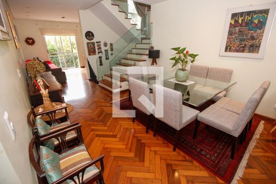 Sala de casa à venda com 3 quartos, 230m² em Jardim Morumbi, São Paulo