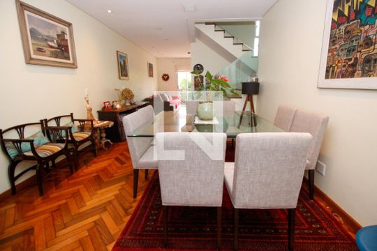 Sala de casa à venda com 3 quartos, 230m² em Jardim Morumbi, São Paulo