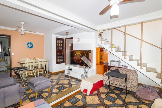 Sala de casa à venda com 2 quartos, 138m² em Vila Monumento, São Paulo
