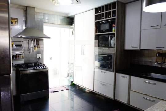 Cozinha de casa de condomínio à venda com 3 quartos, 240m² em Freguesia (jacarepaguá), Rio de Janeiro