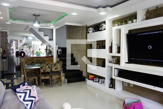 Casa de Condomínio à venda com 3 quartos, 240m² em Freguesia (jacarepaguá), Rio de Janeiro