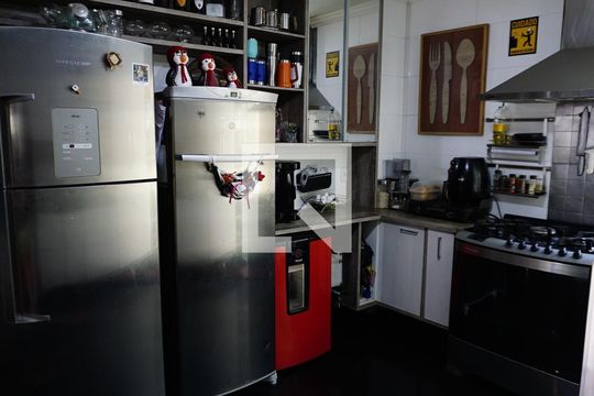 Cozinha de casa de condomínio à venda com 3 quartos, 240m² em Freguesia (jacarepaguá), Rio de Janeiro