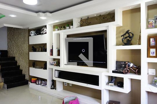 Sala de casa de condomínio à venda com 3 quartos, 240m² em Freguesia (jacarepaguá), Rio de Janeiro
