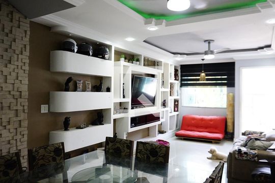 Sala de casa de condomínio à venda com 3 quartos, 240m² em Freguesia (jacarepaguá), Rio de Janeiro