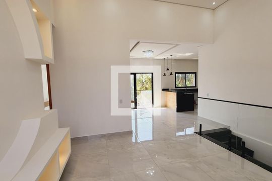 Sala de casa de condomínio à venda com 4 quartos, 235m² em Medeiros, Jundiaí