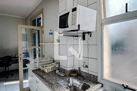 Cozinha de apartamento à venda com 1 quarto, 39m² em Liberdade, São Paulo