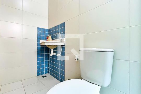 Banheiro da Suíte 2 de casa para alugar com 3 quartos, 148m² em Jardim Santa Clara, Guarulhos