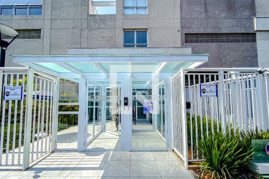 Fachada de apartamento para alugar com 3 quartos, 65m² em Catumbi, São Paulo